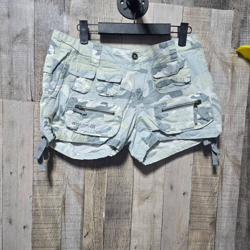 Volcom Vintage Y2K Amazon Camo Cargo Shorts 5 Utility Outdoor Summer Streetwear